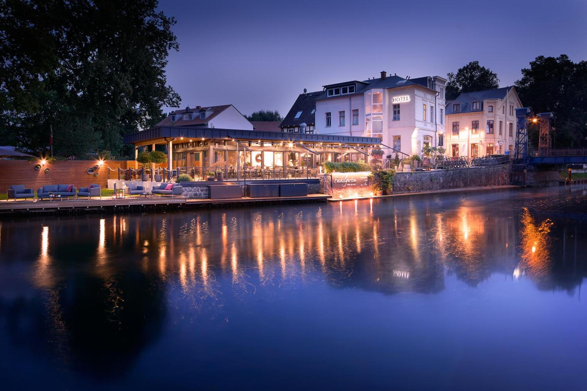 Hotel & Restaurant Fackelgarten เพลาอัมซี ภายนอก รูปภาพ